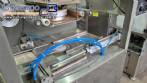Seladora autom�tica de potes frascos copos com selo pl�stico Engemaq 900 potes por hora