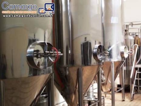 Adega para fermentao maturao armazenamento cervejeira para cervejas