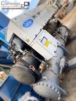 Chiller banco de �gua parafuso Springer Carrier