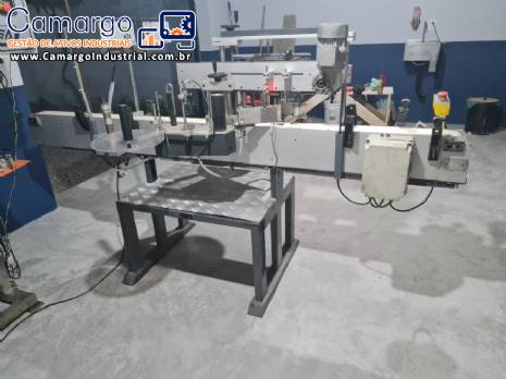 Rotuladora automtica para frascos potes garrafas para rtulos auto adesivo  Bauch Campos