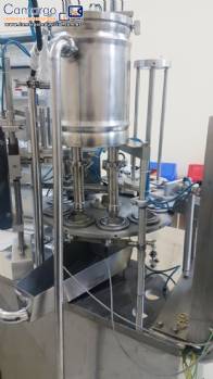 Envasadora rotativa para copos e tampa alum�nio Mirainox