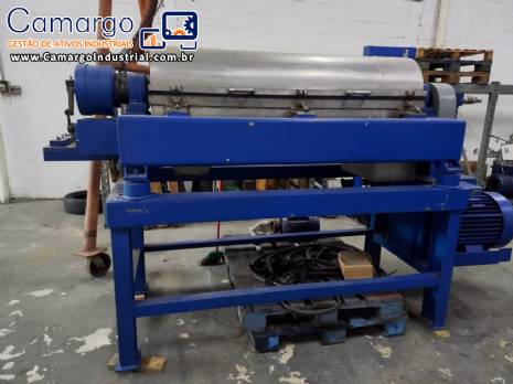 Centrfuga separadora horizontal em inox para separar slidos e lquidos  Alfa laval 10.000 litros / hora