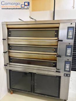 Forno de lastro 3 câmaras com sistema de vapor 12 assadeiras 60 cm x 70 cm Ramanhos Forno de lastro 3 câmaras com sistema de vapor 12 assadeiras 60 cm x 70 cm Ramanhos